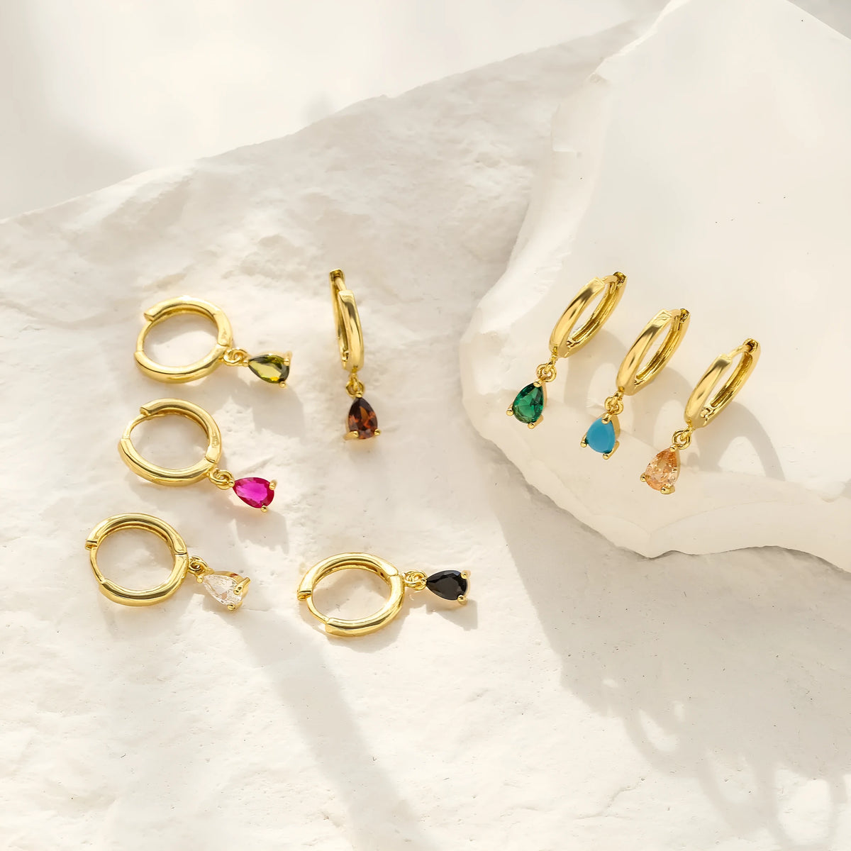 Women's drop-shaped earrings with micro inlaid zircon and colourful crystals, copper base, gold-plated finish