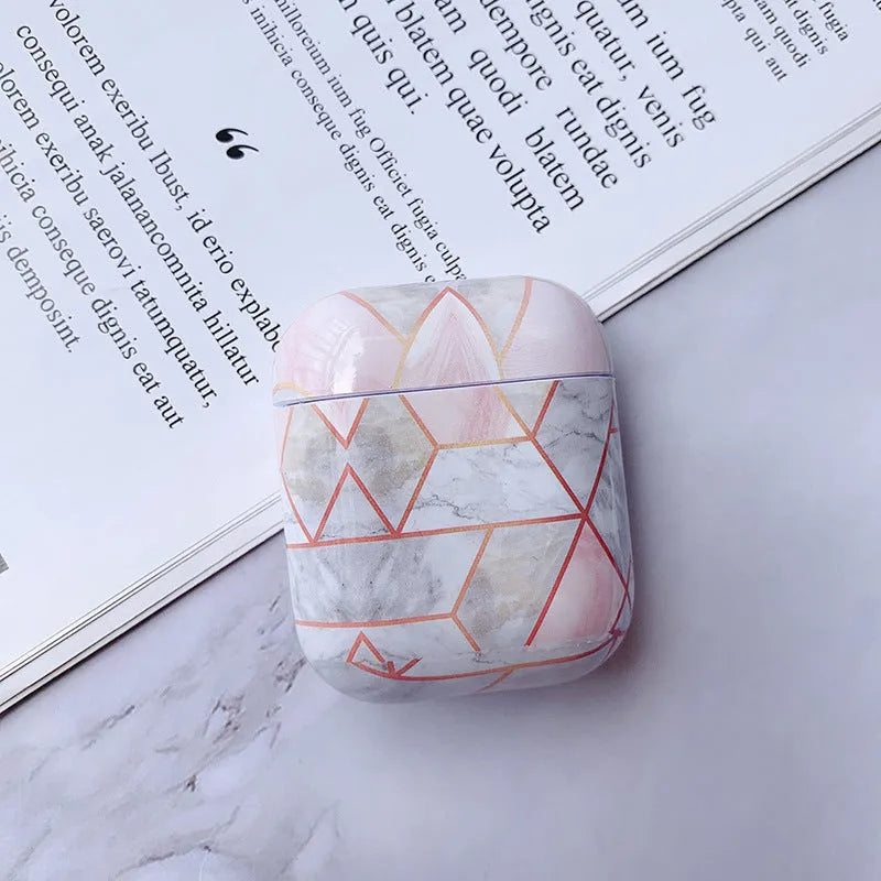 White crack marble pattern hard PC protective case for Apple AirPods charging box.