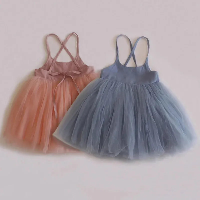 Children's lace-up princess dress in solid colour with organza fabric and cotton lining
