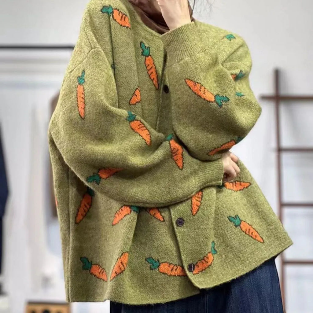 Round neck cardigan sweater with artistic colour print contrast and loose fit design