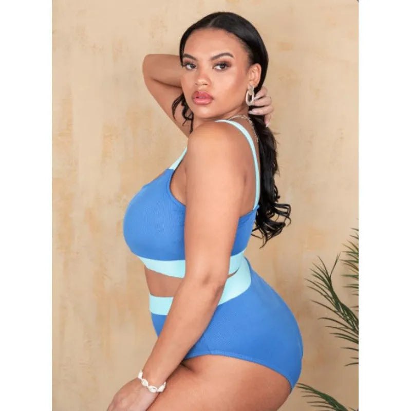 Women's solid colour polyester bikini set with high-waisted briefs and split stitching detail.