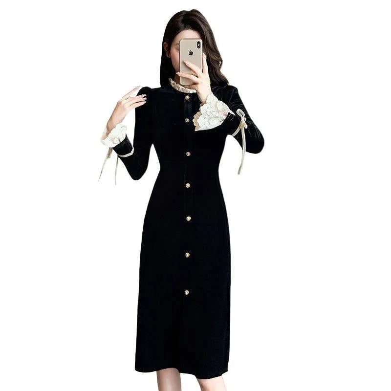 Black French lace spliced velvet dress with long sleeves for men and women