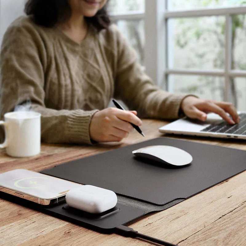 S97 wireless charger laptop bag in black, 50x28cm, with 15W fast charge panel for 16 inch laptop