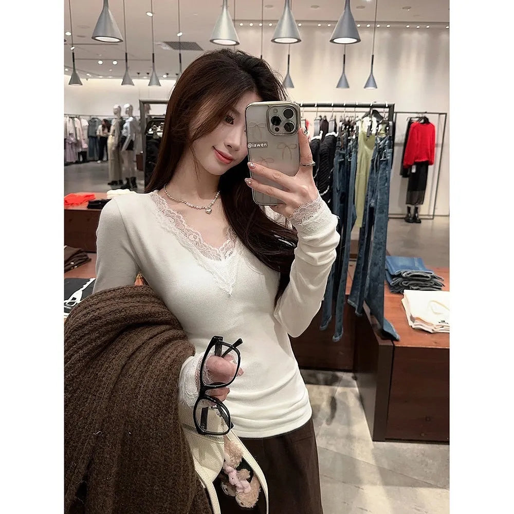 White V-neck Dralon lace stitching brushed long sleeve top for women, slim fit knitted polyester