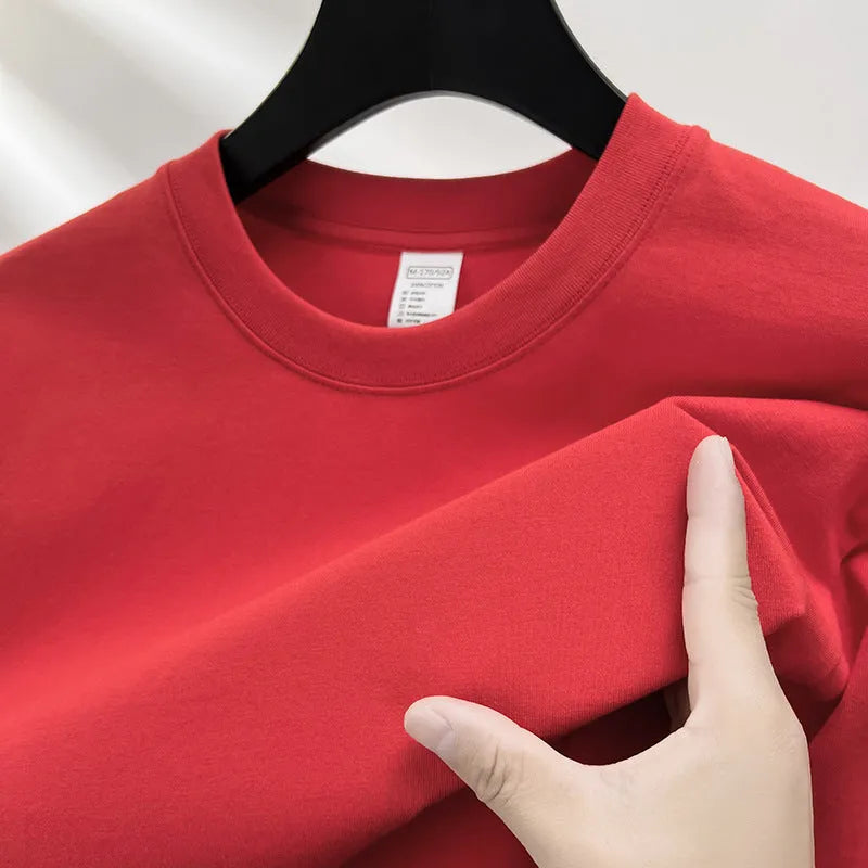 Men's thin cotton drop shoulder t-shirt in solid colour on hanger