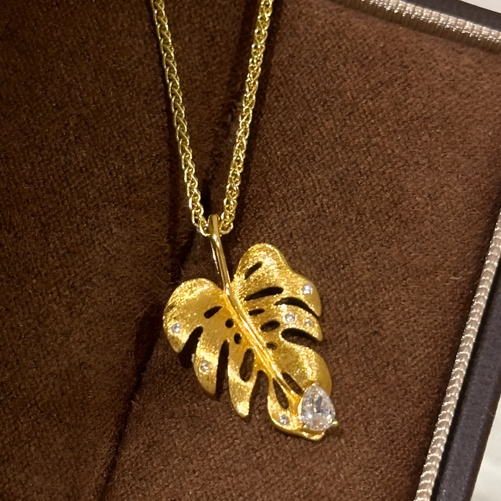 925 silver diamond pendant necklace with geometric bamboo leaf shape and Chopard chain on silver tone