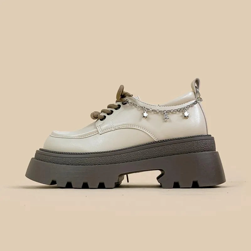 White women's platform Mary Jane shoes with lace-up front and 6-8cm chunky heel in XINGX bear colour.