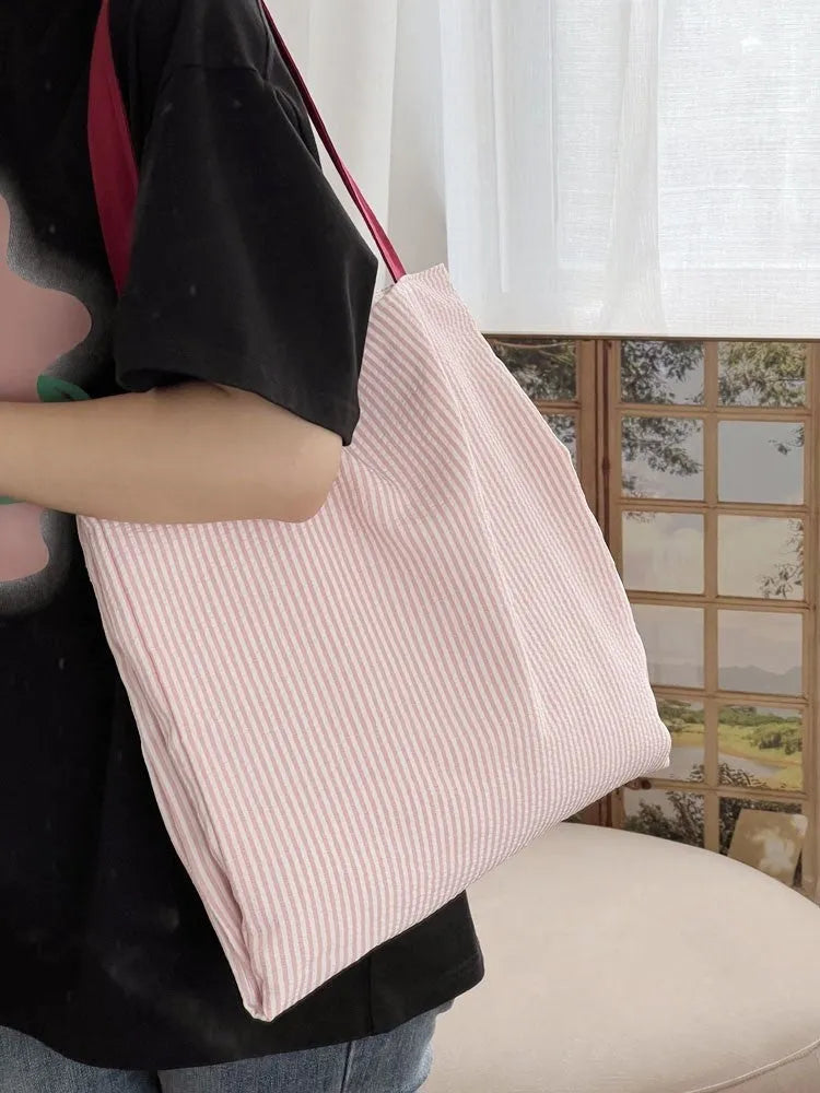 Canvas tote shoulder bag in plaid or striped design with multi-layer compartments