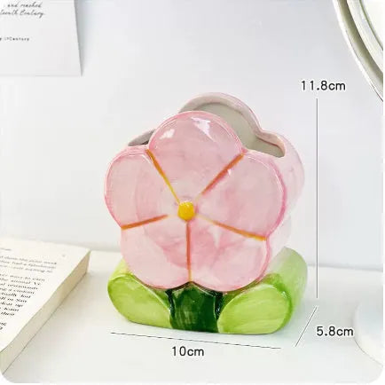 Ceramic floral pattern storage box for pens measuring 11.8x5.8x10cm