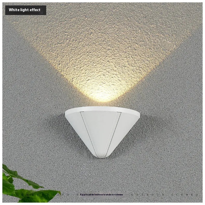 Black bird's nest style waterproof aluminium LED courtyard lamp with IP65 rating for outdoor and bedroom use.
