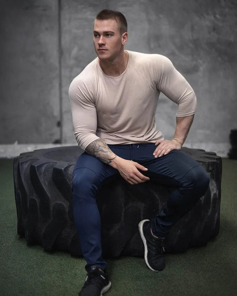 Men's loose quick-dry cotton long-sleeved sports top in plain solid colour, round neck, slim fit, size M to 2XL