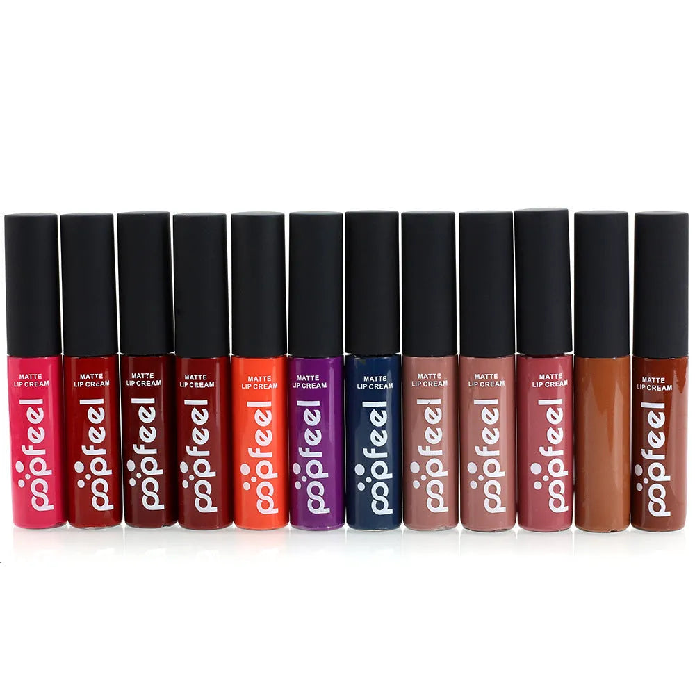 Matte liquid lip gloss in nude orange shade in a compact 9cm tube
