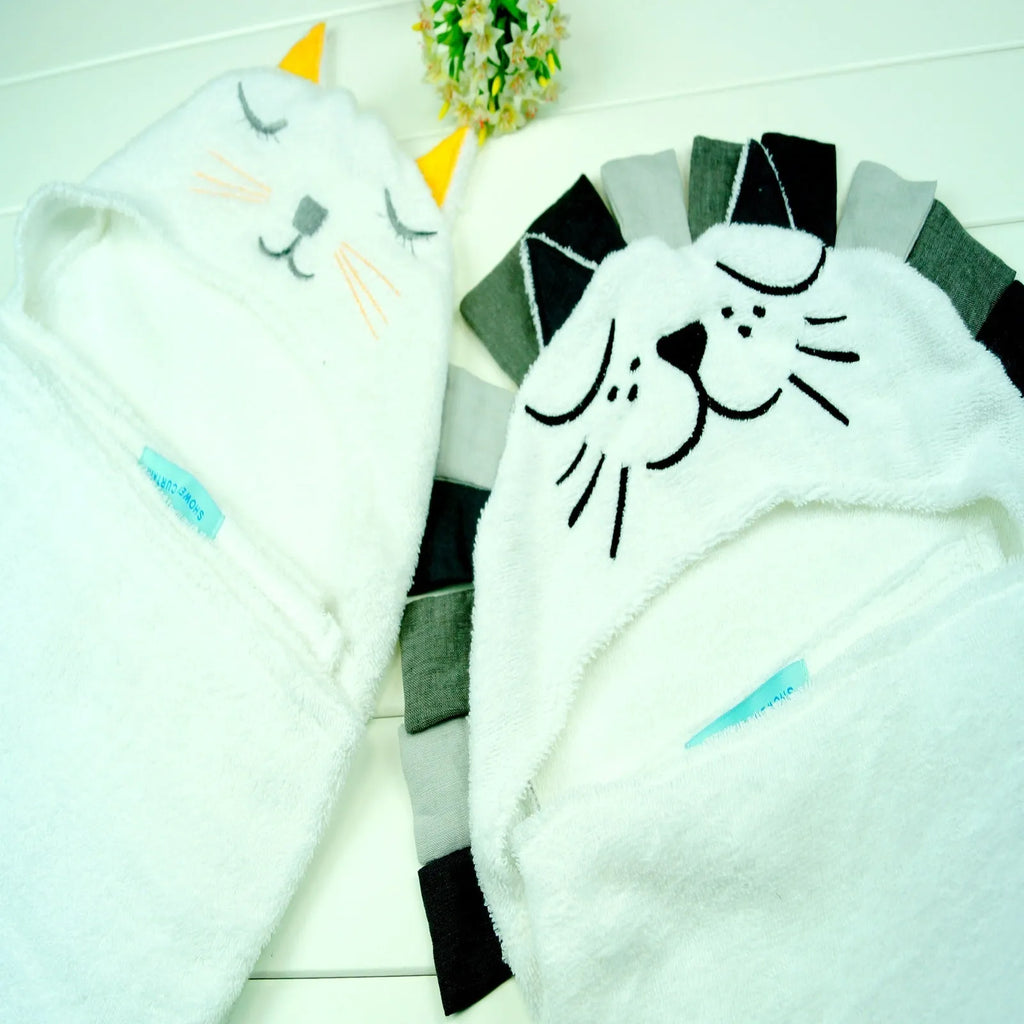 Cotton bath towel with Lion King stuffed toy for baby 85x58cm