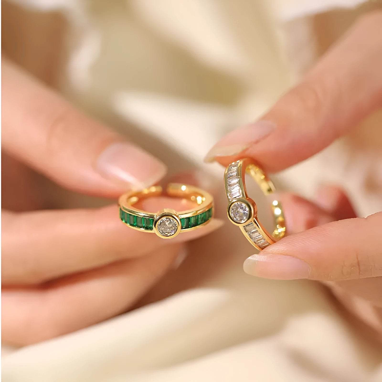 Green heart shape open mouth ring with micro inlaid emerald zircon and diamond accent for women