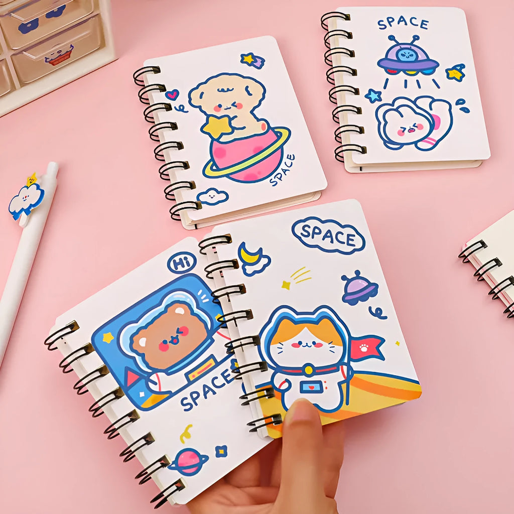 Astronaut series portable flipper notebook showing 10.5cm by 8cm size and optional cover designs.