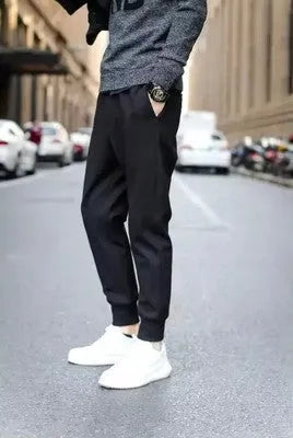 Black casual sports trousers with straight leg and mid waist, Korean style