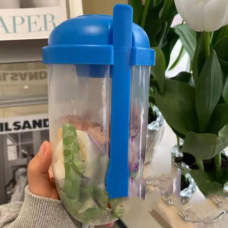 Ins style 1000ml salad cup with white fork and leak-proof cover, Klein Blue colour, on white background