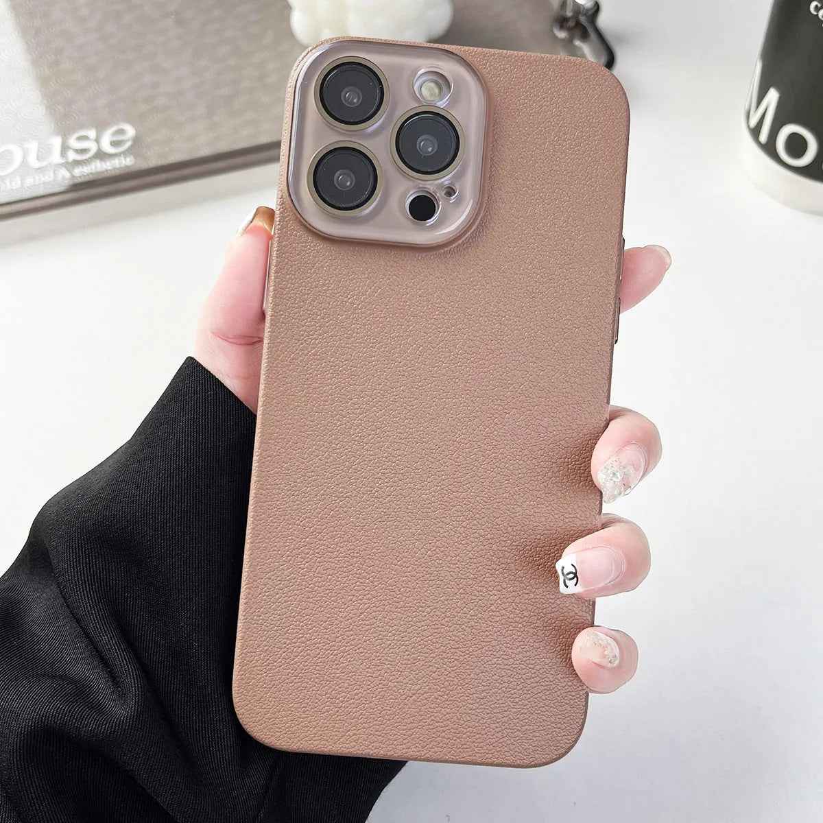 Solid colour lychee pattern PC phone case for iPhone 12-14 series drop protection in taro purple