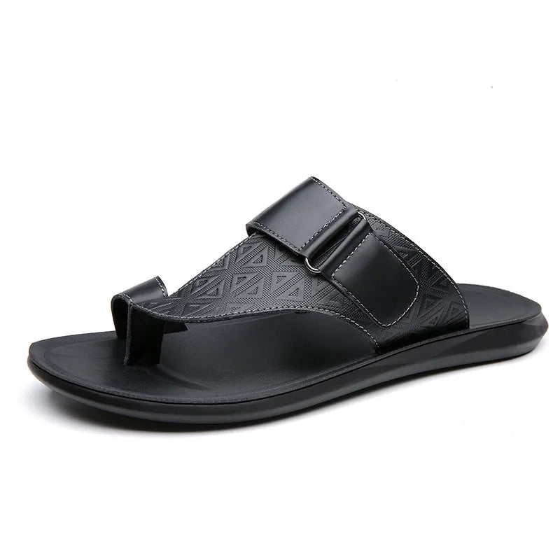 Men's casual leather beach slippers in light brown with an open toe and rubber sole