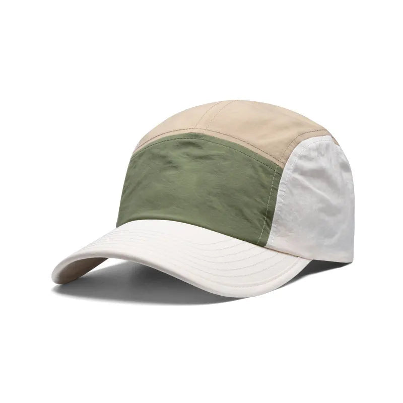 Men's quick-drying baseball cap in cotton-polyester blend with curved brim showing colour-matched design