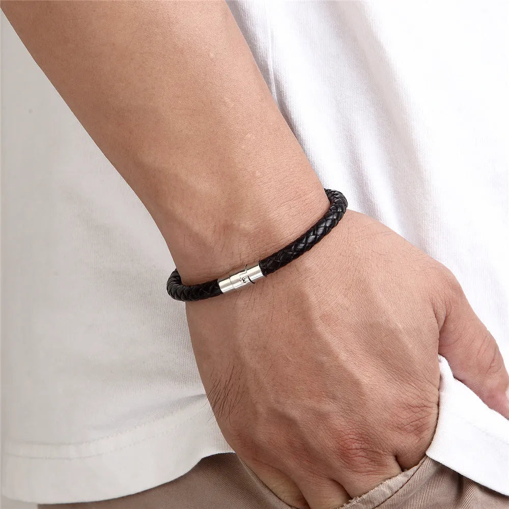 Men's titanium steel geometric wire bracelet with a magnetic clasp in a boyfriend style.