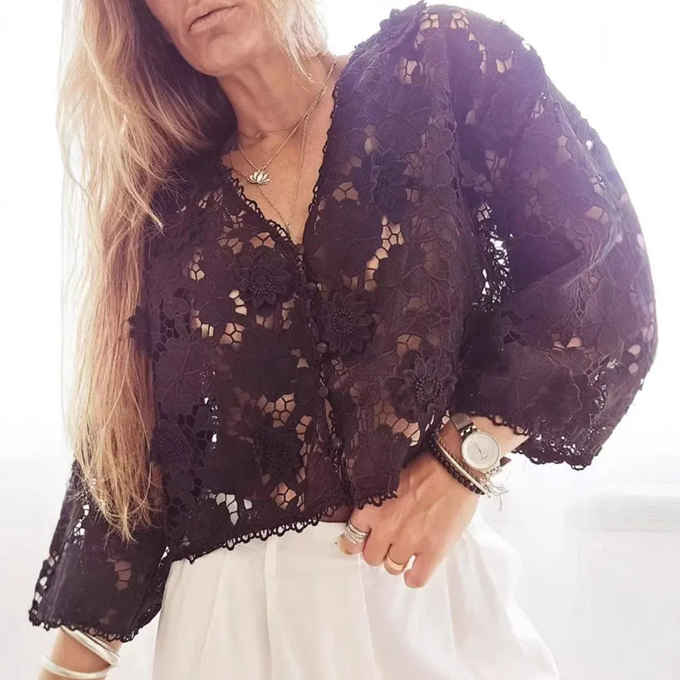 Women's polyester lace cardigan with three-dimensional floral decoration in white colour
