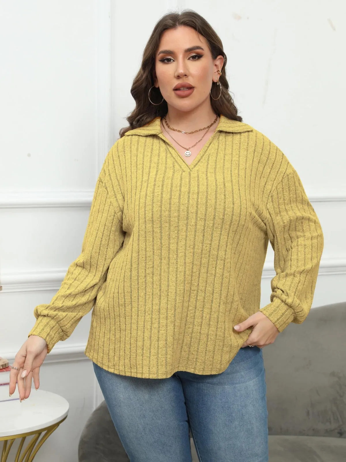 Women's plus size polo collar shirt in velvet polar fleece with lantern sleeves and Gothic street fashion styling