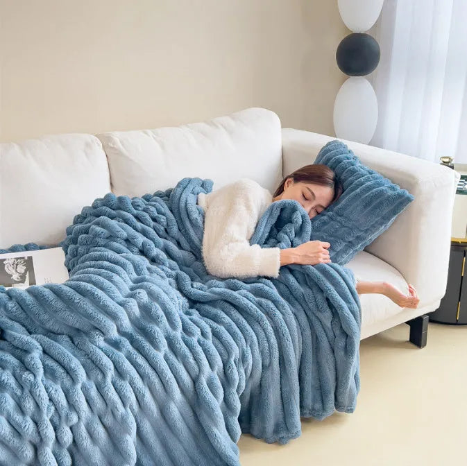 Soft Wind double-sided thickening bubble velvet faux rabbit fur blanket in solid colour