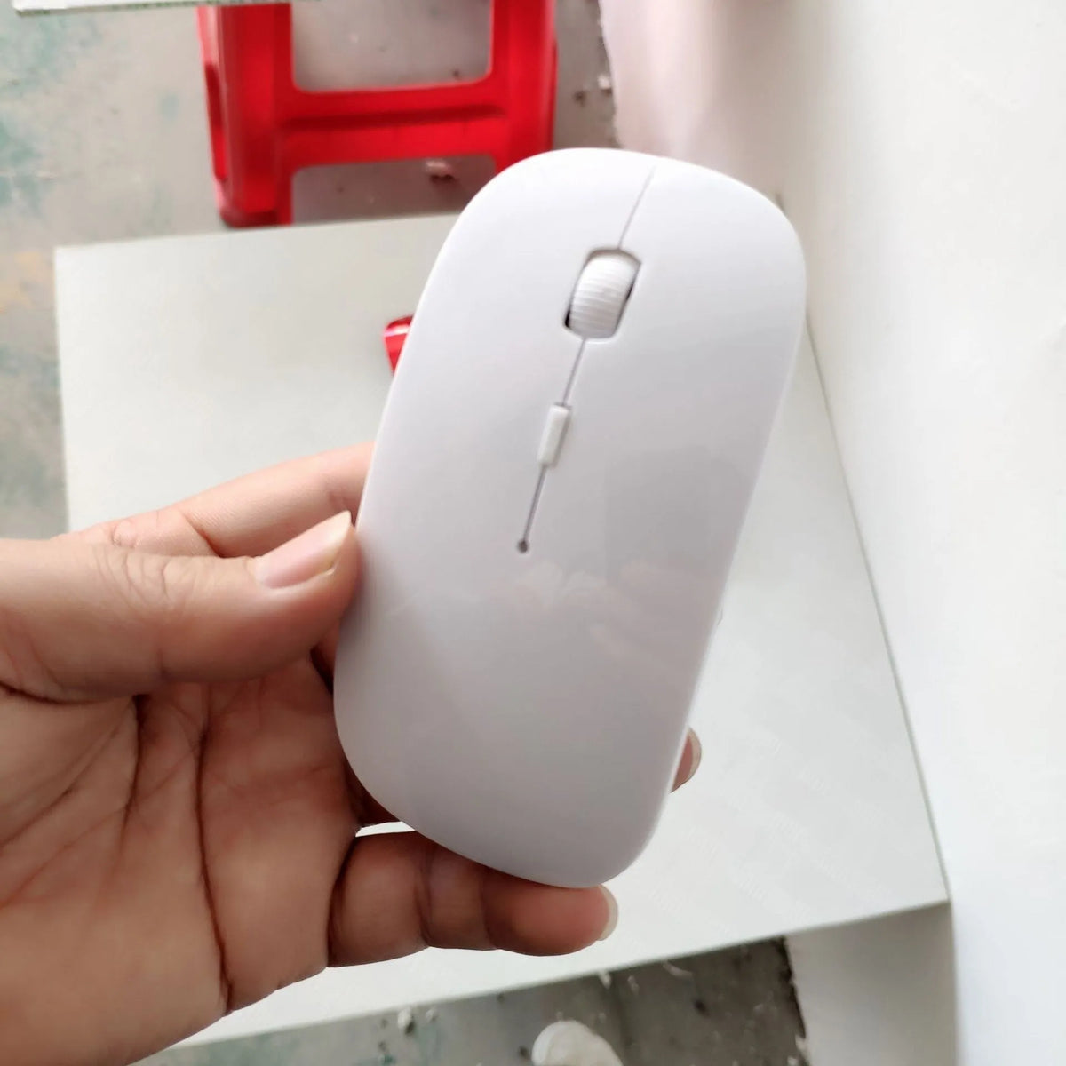 Bluetooth dual-mode wireless mouse in grey, compact rechargeable silent optical laptop mouse with USB cable