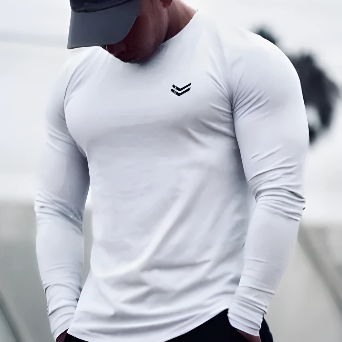 Men's loose quick-dry cotton long-sleeved sports top in plain solid colour, round neck, slim fit, size M to 2XL