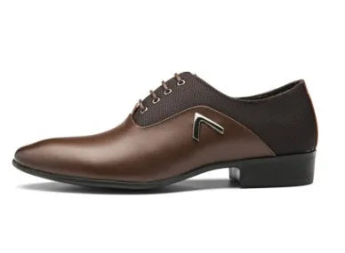 Men's black Oxford shoes with a low-cut PU upper and rubber sole for business casual wear.