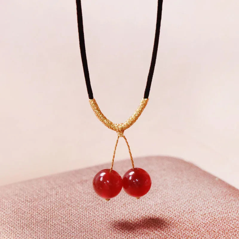 Natural red agate bracelet and necklace set with hand-woven beads in national style
