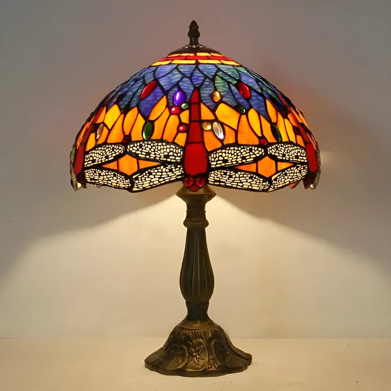 Tiffany style dragonfly stone table lamp in retro European design with coloured dragonfly motifs