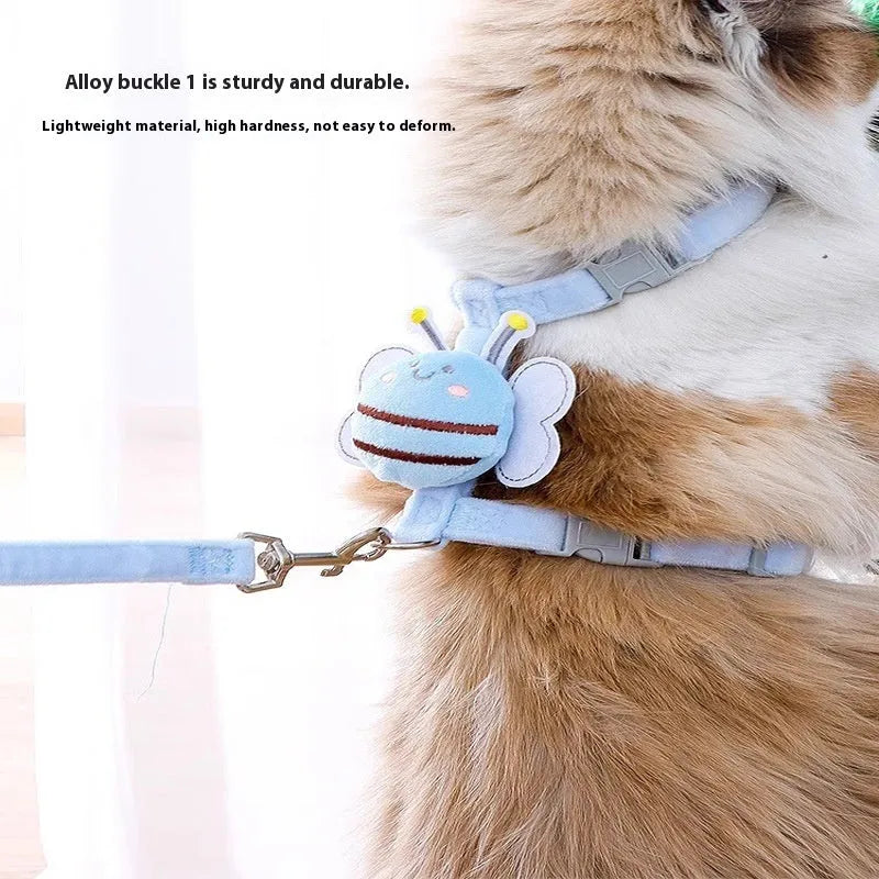 Bee-shaped adjustable cat leash harness in blue colour with strap and hand holding rope