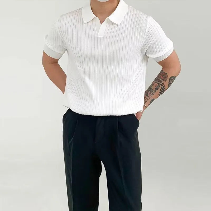 Men's solid colour cotton blend polo shirt with half sleeves in loose fit