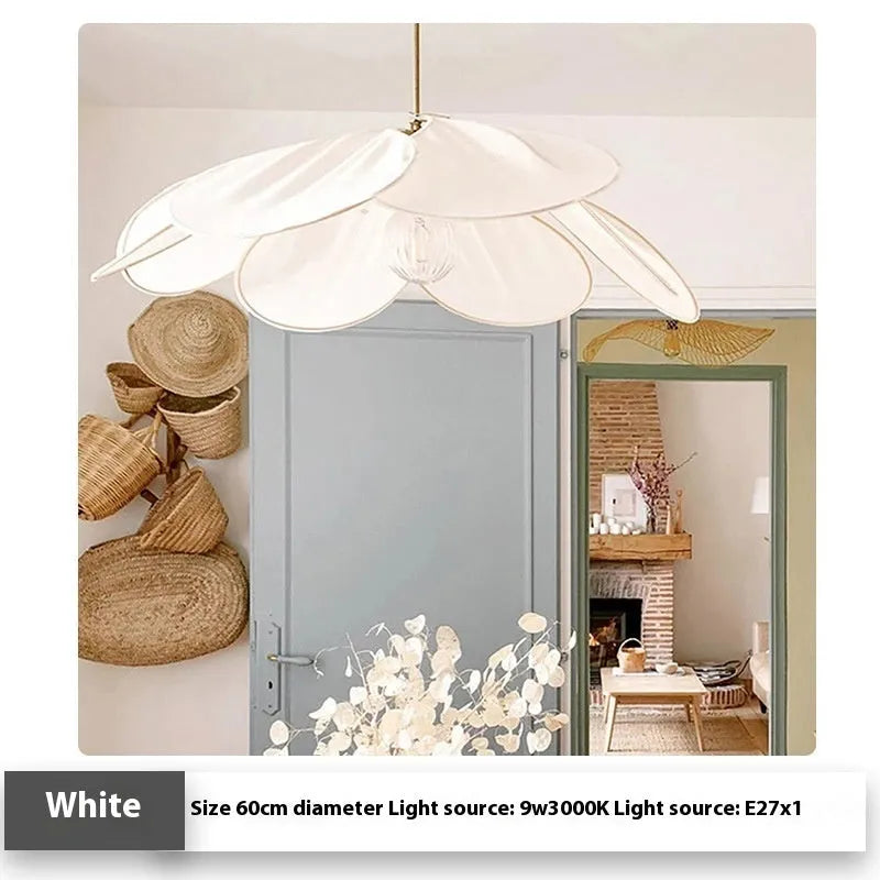 Bohemian-style cloth hanging lamp with log wind design in a choice of colours and sizes.