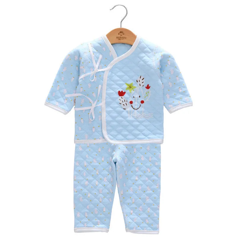 Baby gift box newborn set in blue colour showing clothing and accessories coordinated for a newborn up to 80cm