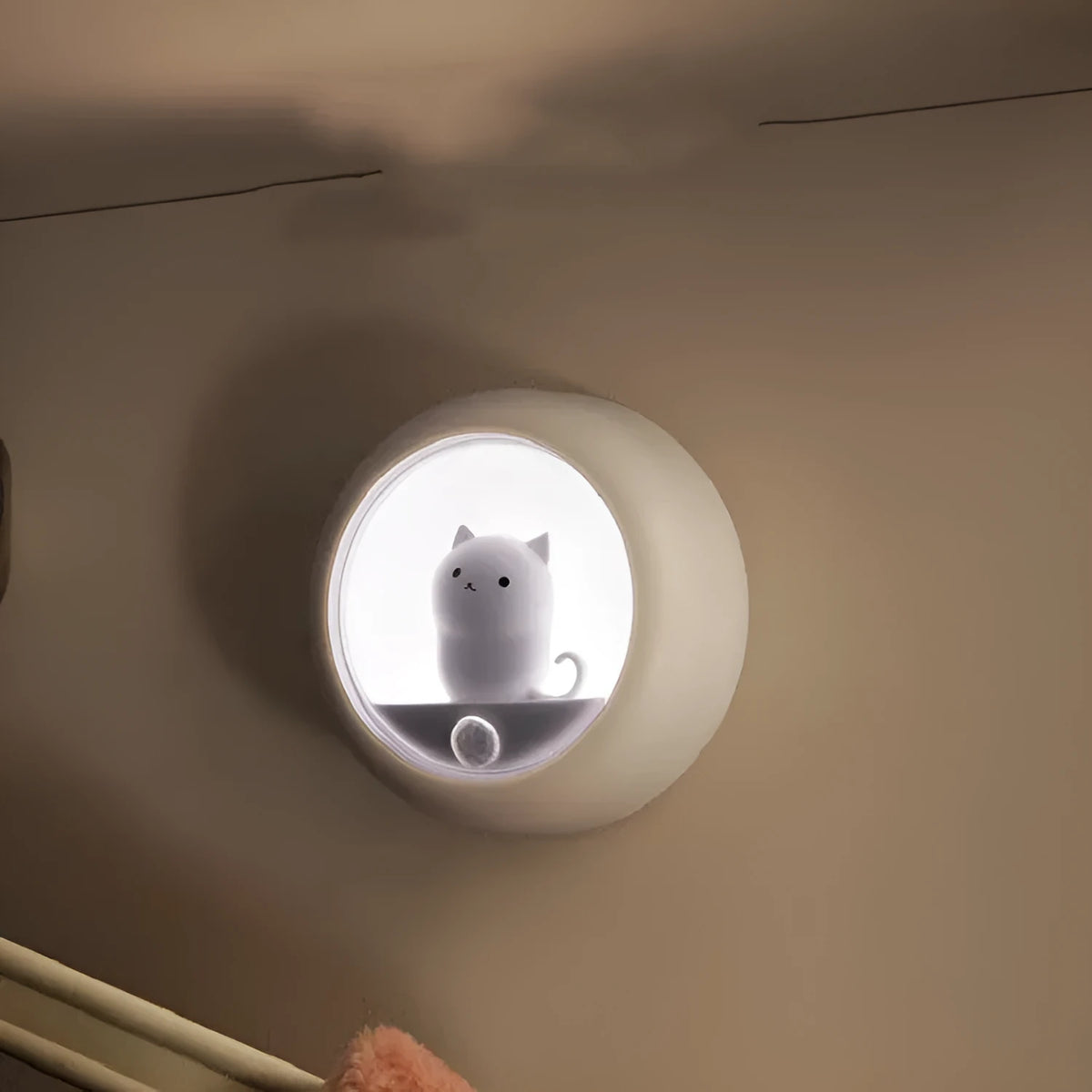 Creative cute cat night light with dual sensor and USB charging in pink option