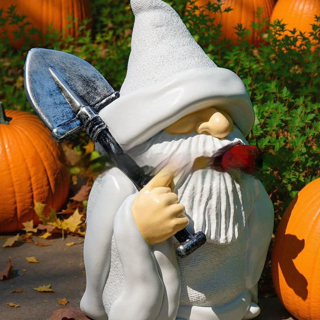 Smoking shovel dwarf Christmas garden resin ornament for outdoor decoration