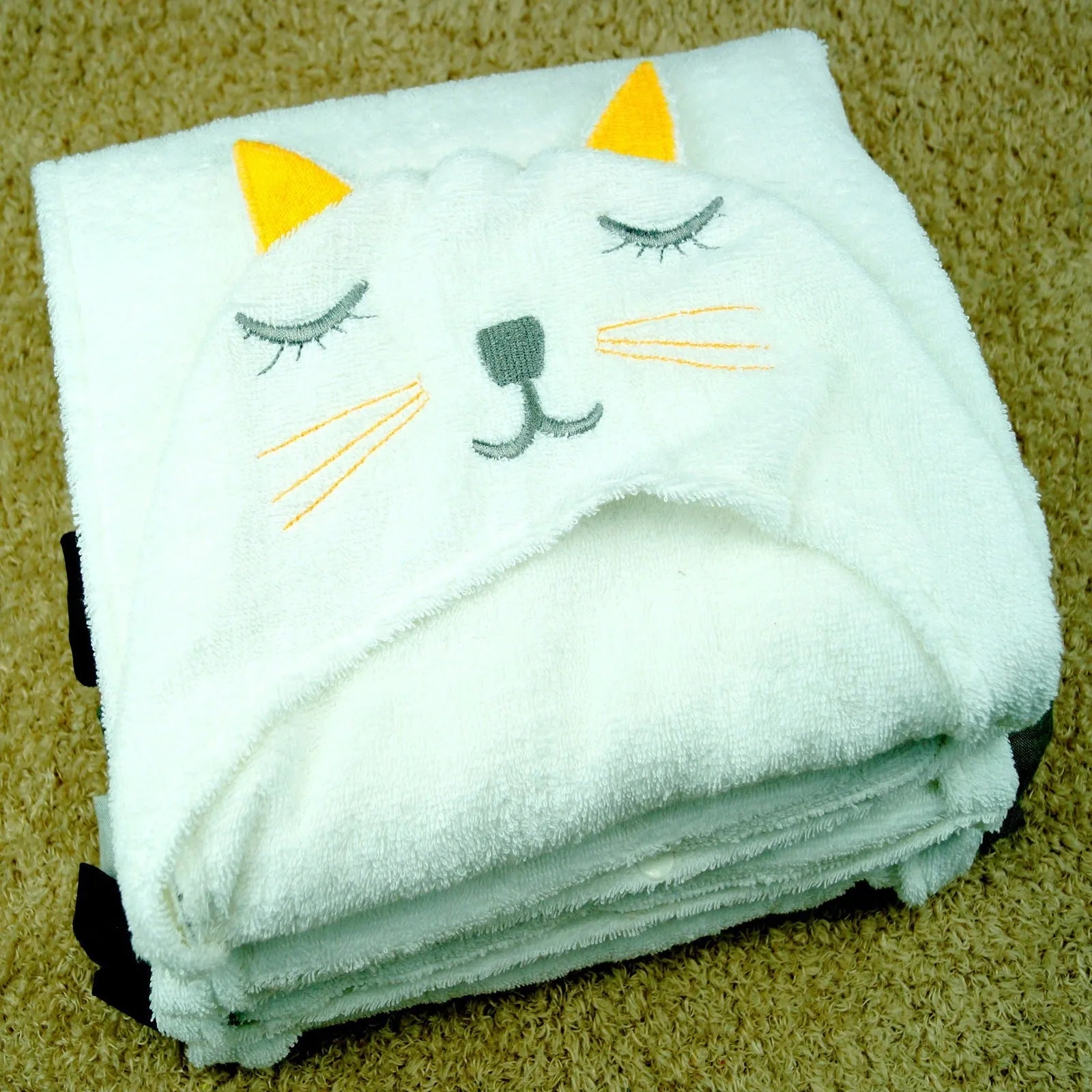 Cotton bath towel with Lion King stuffed toy for baby 85x58cm