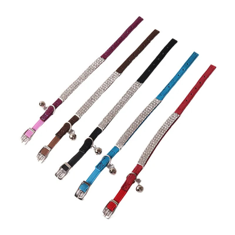 Colourful cat collar with elastic buckle and soft flocked flannel material