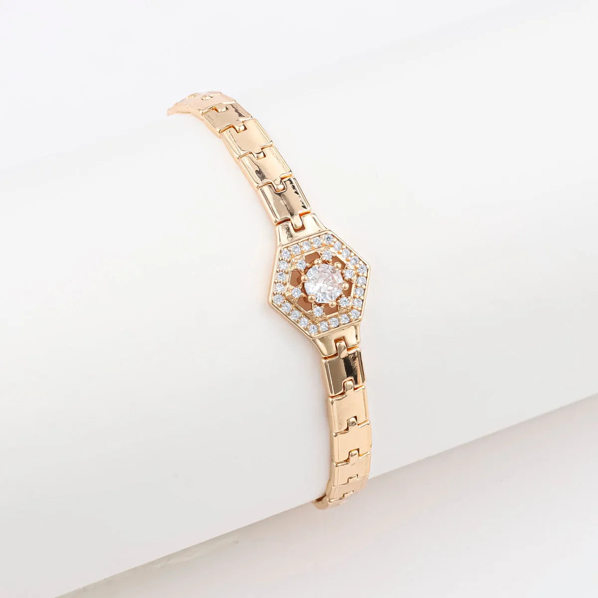 18K gold-plated brass women's bracelet with butterfly clover motif and zircon stones