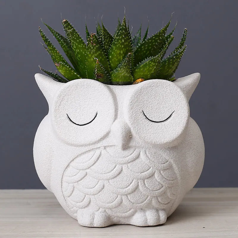 Handmade ceramic succulent flower pot cartoon owl design frosted white 11x9x9cm