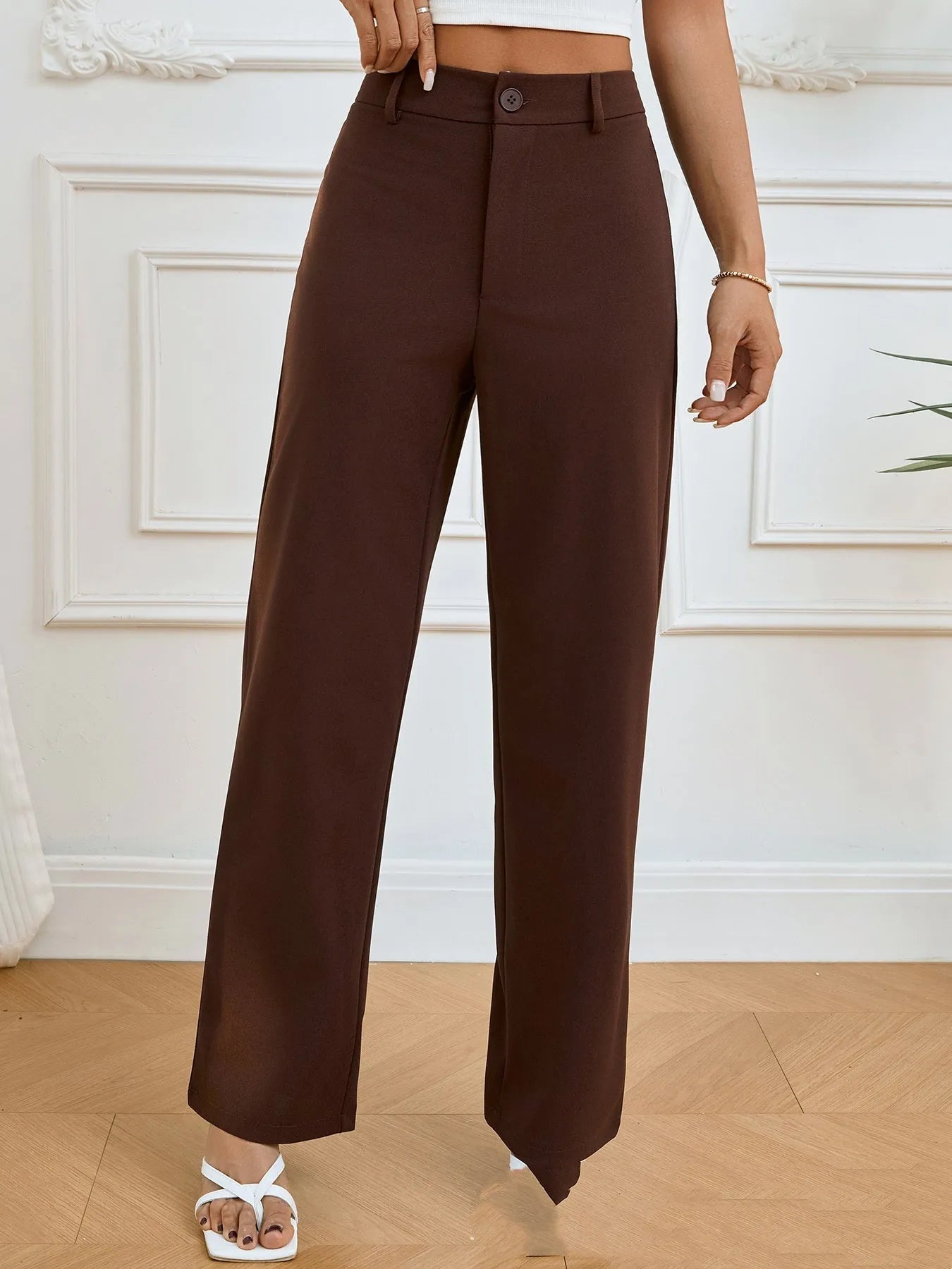 Dark brown women's straight-leg trousers with elastic waist pleated pocket mid-waist design