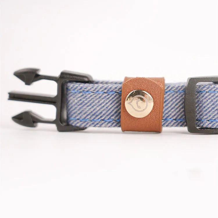 Anti-lost mohair dog collar with hand holding rope in cement gray colour for small breeds