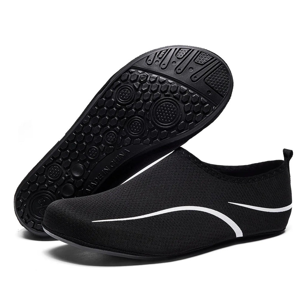 Unisex black low top indoor fitness outdoor wading shoes with Lycra stretch fabric upper and rubber sole