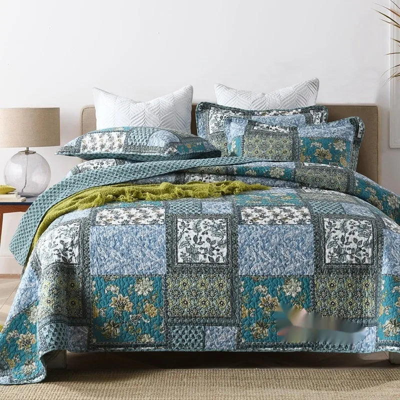 Quilted cotton bed cover three-piece set with decorative pattern on 1.5-1.8m bed