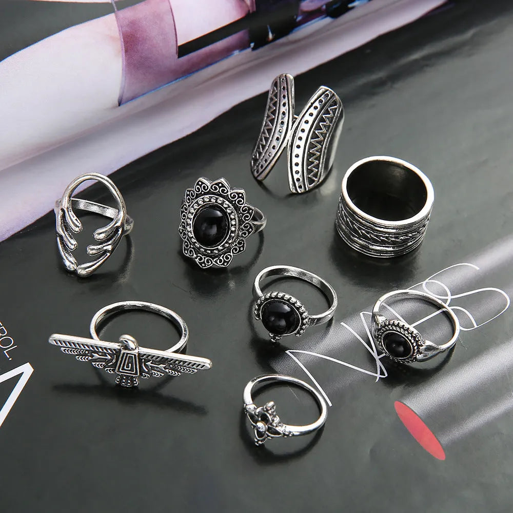 Alloy black gem U-shaped electroplated ring on display, silver colour option