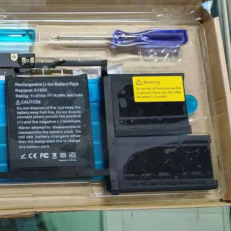 Black built-in laptop battery 6667mAh 6 cells for A1707 and A1820 models