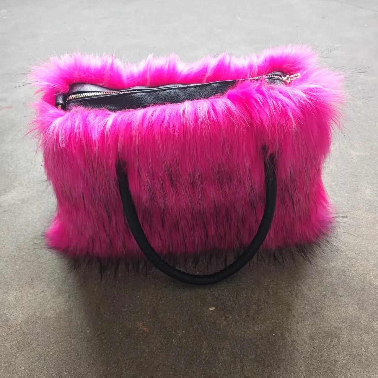 Soft plush handbag shoulder tote with double straps and three-dimensional outer pocket in multiple colours